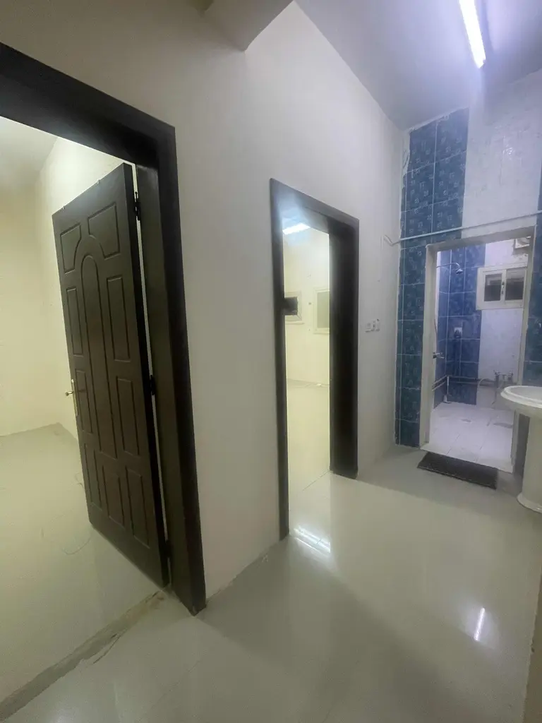 شقة عوايل بلاط (1).webp