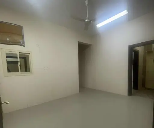 شقة عوايل بلاط